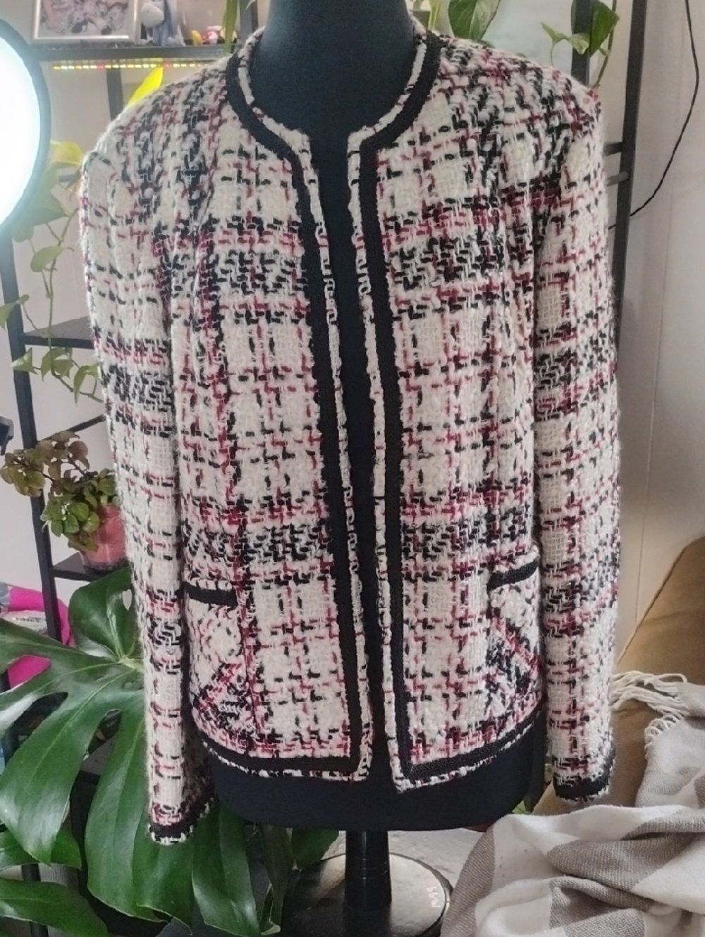 Womens Red, Black & White Tweed Open-Front Blazer